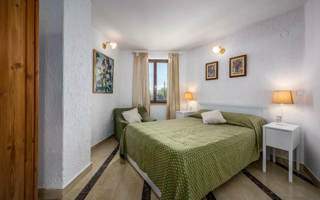 Holiday Home House Istria Rakalj 0*,
